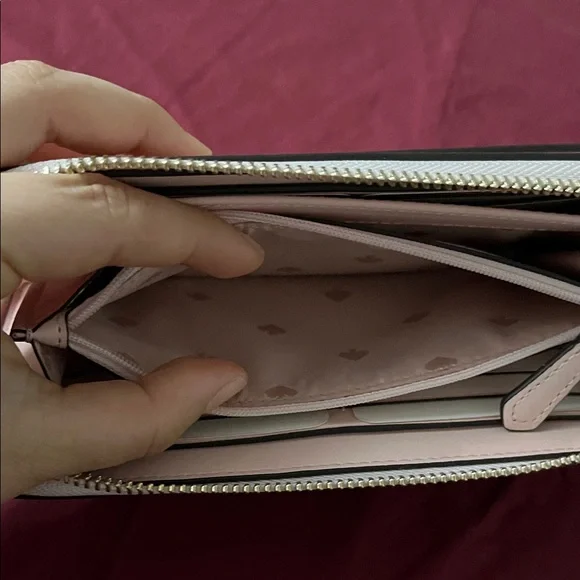 NWTs Kate Spade Soft Pink Large Zip Wallet - Picture 10 of 16